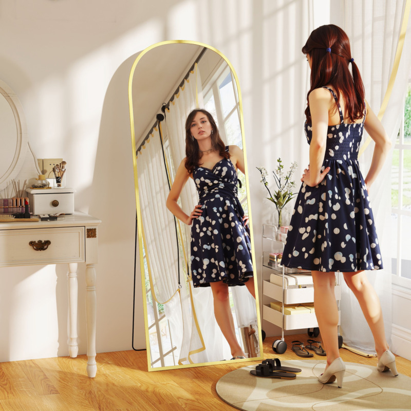 Full-length Dressing Mirror - Elegant Design, High-quality Glass
