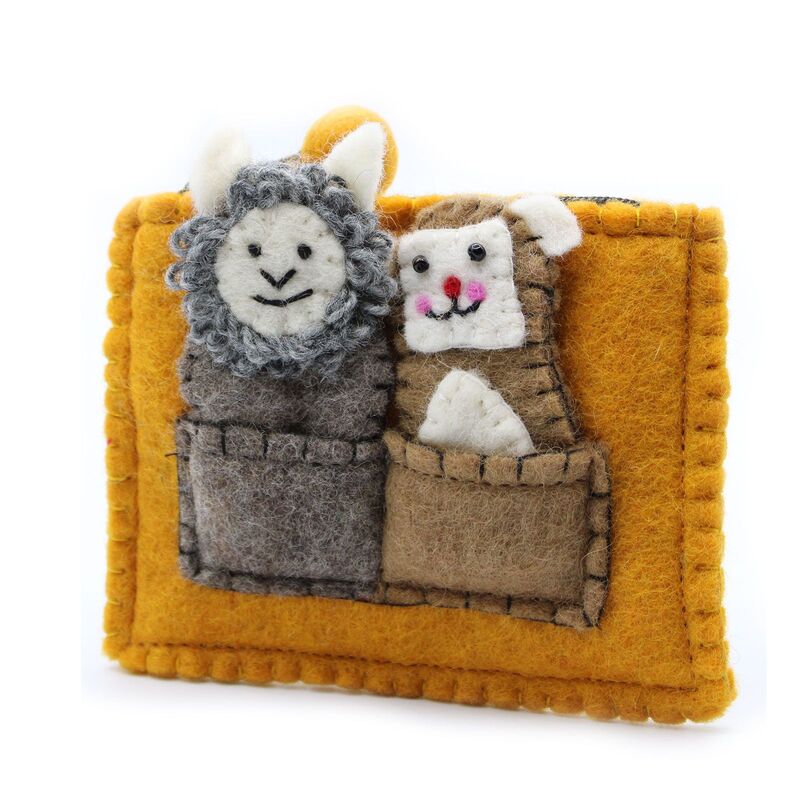 Finger Puppet Pouch With Bear & Sheep Toys For Imaginative Play