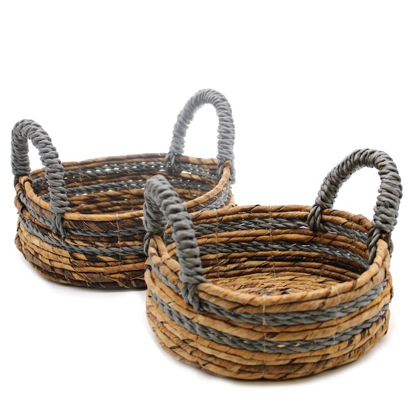 Banana Leaf & Abu-abu Raffia Baskets - Set Of 2